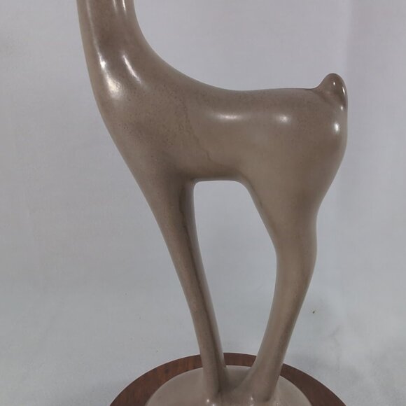 Herta Wildlife Series Canadian Solid Walnut Deer Figure Statue Doe Wood Ceramic - Picture 4 of 12